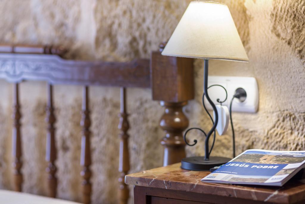 Hostal Tres Molins Jesus Pobre Eksteriør billede